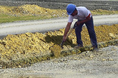 litro Th pausa Precio en España de m³ de Relleno de zanjas. Generador de precios de la construcción. CYPE Ingenieros, S.A. litro Th pausa Precio en España de m³ de Relleno de zanjas. Generador de precios de la construcción. CYPE Ingenieros, S.A.